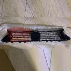 Нижняя решетка переднего бампера Voyah