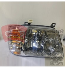 Фара правая  ZX Admiral 2005-2009 с лампой