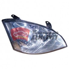 Фара передняя правая (белый поворотник, без электрокорректора)