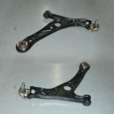 Рычаг передний левый
