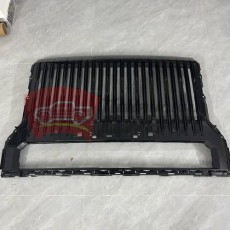 Решетка пер. Zeekr 9x