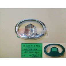 Эмблема облицовки радиатора