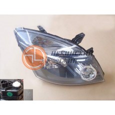 Фара головного света правая hover h3