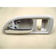 ручка внутреняя левая (бежевая)