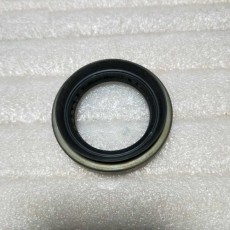 сальник привода правый