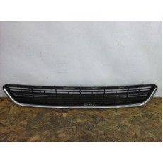 решетка бампера переднего